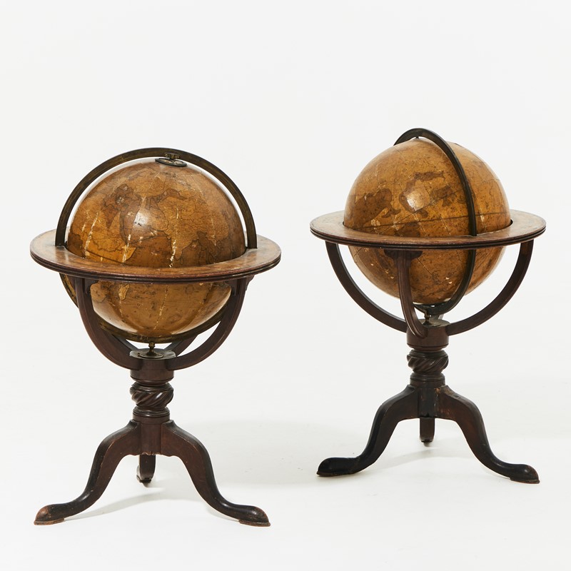 Wooden Globes. Globo Terrestre e Globo Celeste. 19th century  - Auction FINE BOOKS,  [..]