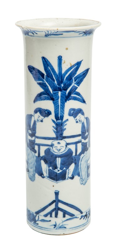 A Chinese Blue and White Vase Depicting a Man and Two Courtesans.  - Auction ASIAN  [..]