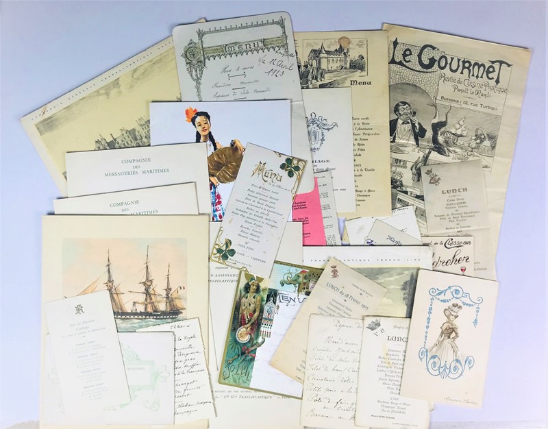 French Cuisine of early XX century. Lot of 42 Menus, a magazine and a brochure.  - Auction RARE BOOKS, PRINTS, MAPS AND DOCUMENTS. - Bado e Mart Auctions